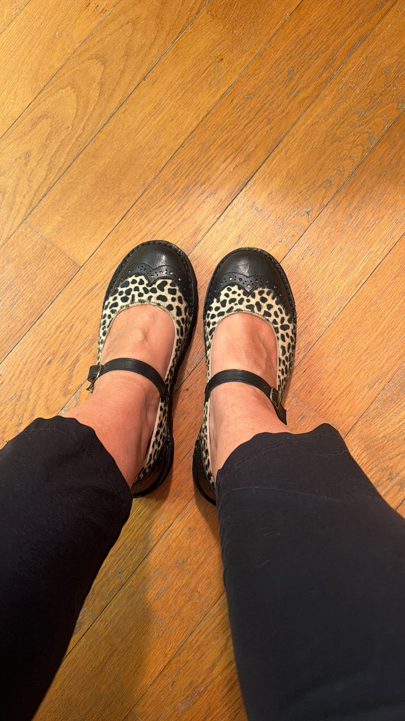 Customer photo review of Fisima Pony Black scarpa bassa in cavallino e pelle nera suola vibram artigianale toscana