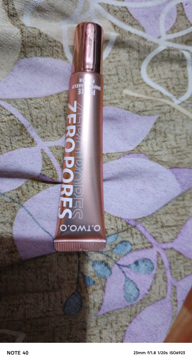 Customer photo review of O.TWO.O SKIN SECRET ZERO PORES PRIMER