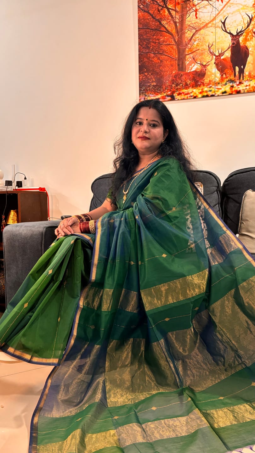Customer photo review of Shubh ~ Handloom Cotton Silk Saree with Sleek Golden Border in Exclusive Dual Tone Green Blue