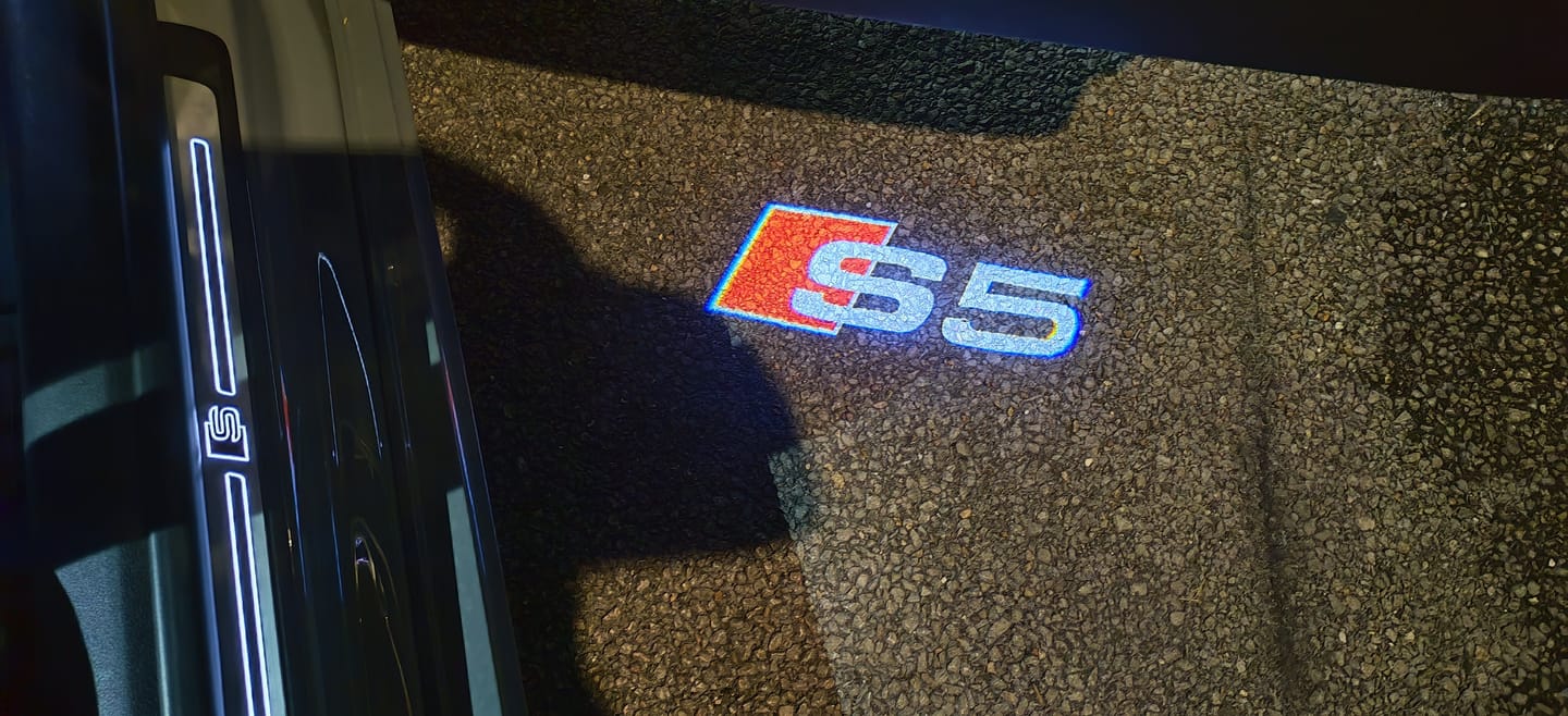 Customer photo review of AUDI DOOR LIGHTS