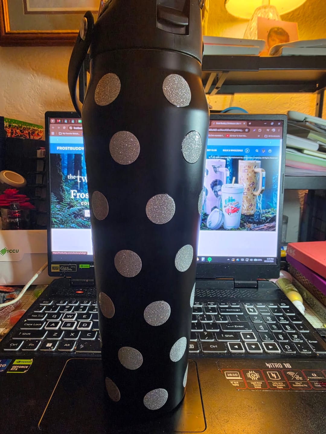 Customer photo review of Bottle Buddy 32oz | Polka Dot Pop