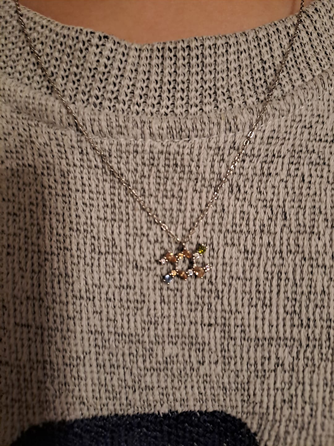 Customer photo review of Collar Signos del Zodiaco