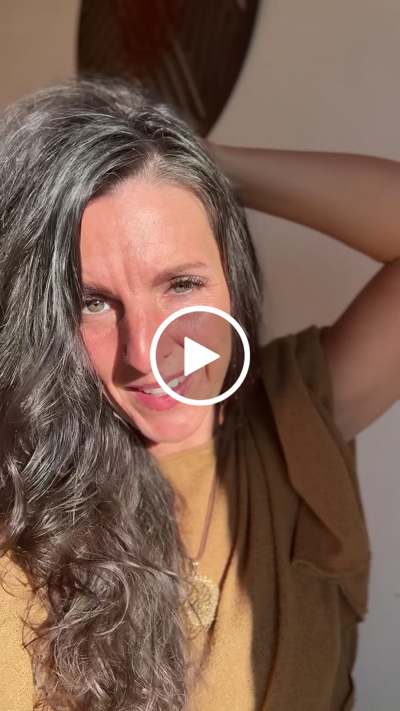 Customer video review of 3-6% Herbal-Love Haarseife (Tiefenreinigung & schnell fettendes Haar)