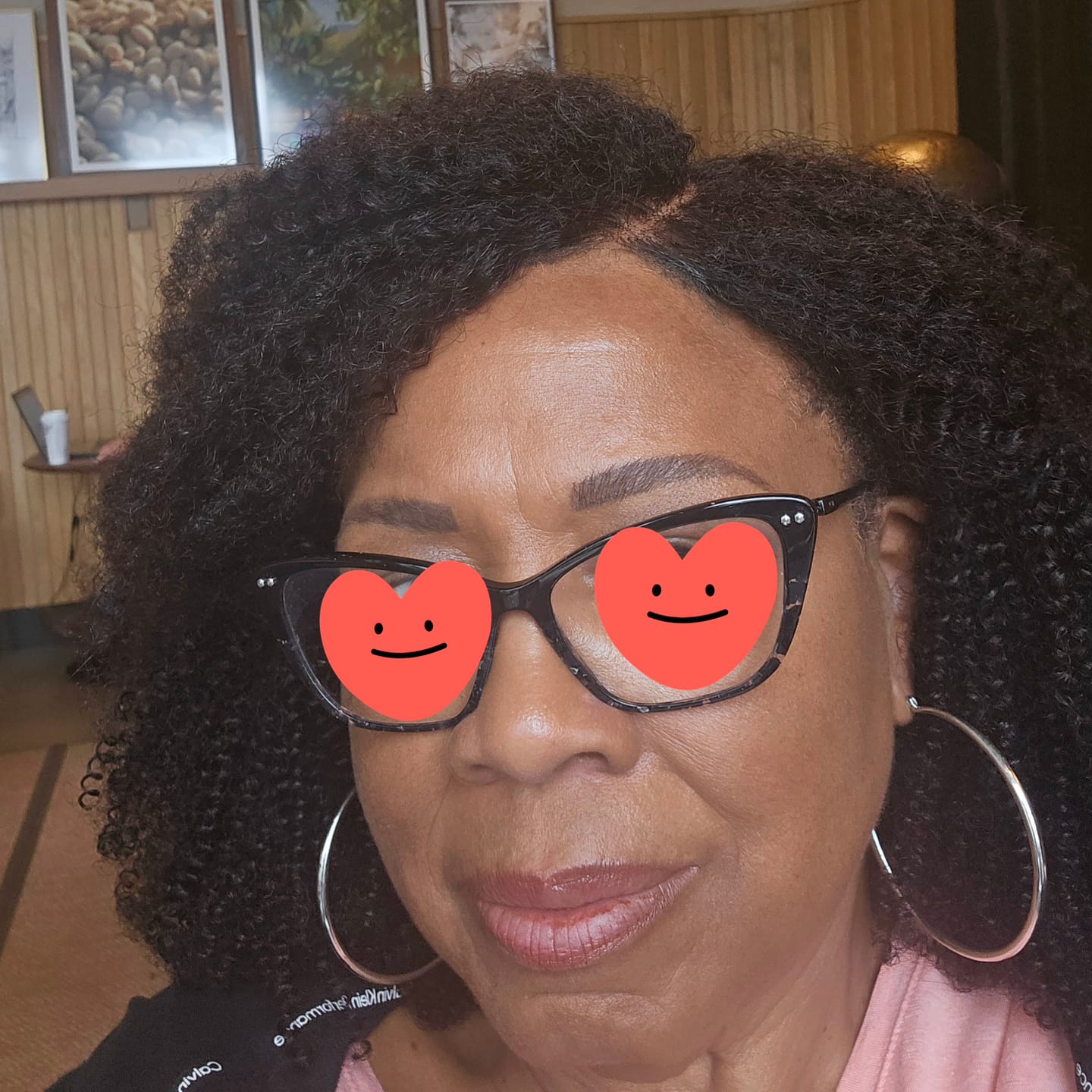 Customer photo review of Wavymy Afro Curly 7x5 Lace Closure Wig Pre-bleached Layered Cut Wear & Go Glueless Wigs Dome Cap 180% Density