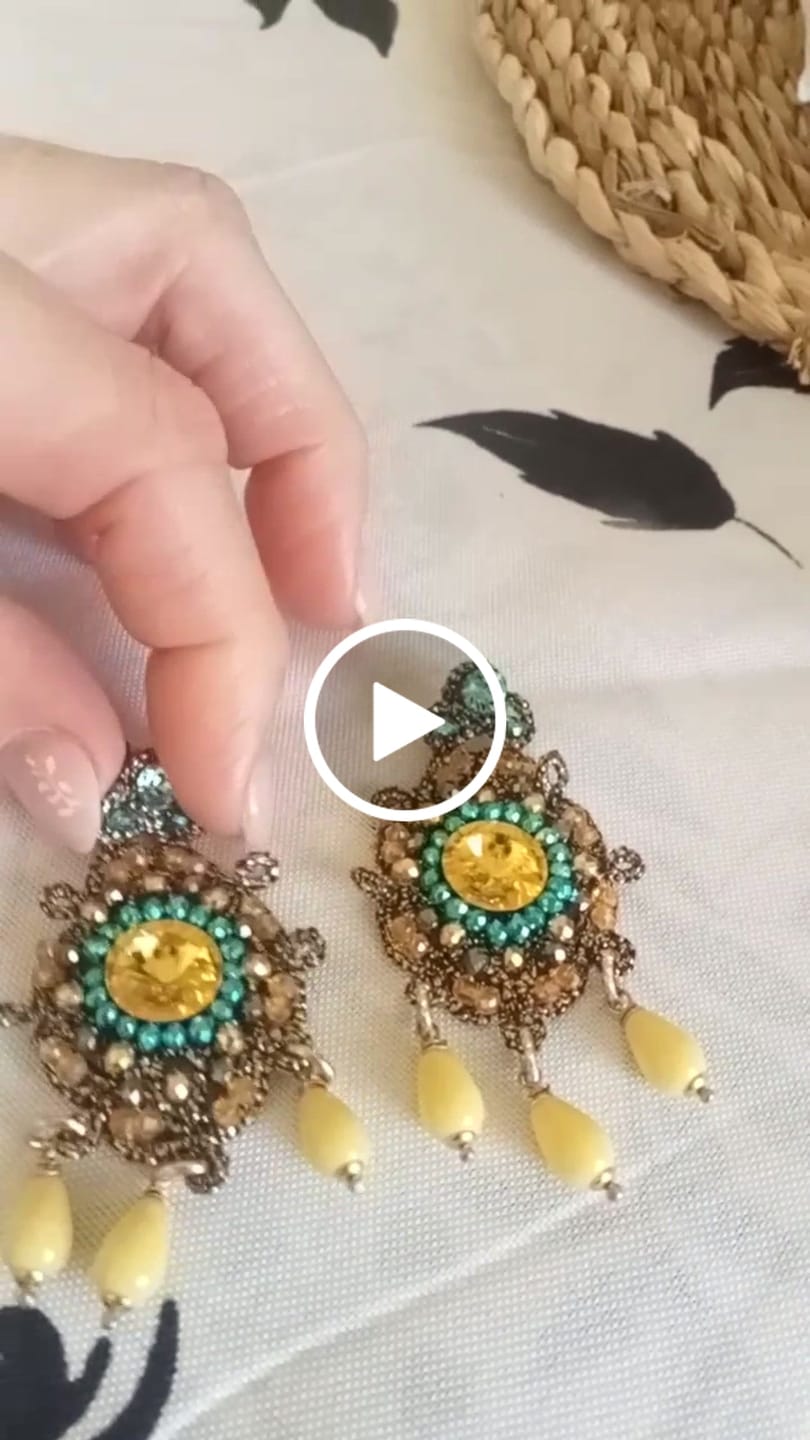 Customer video review of Orecchini Simenza