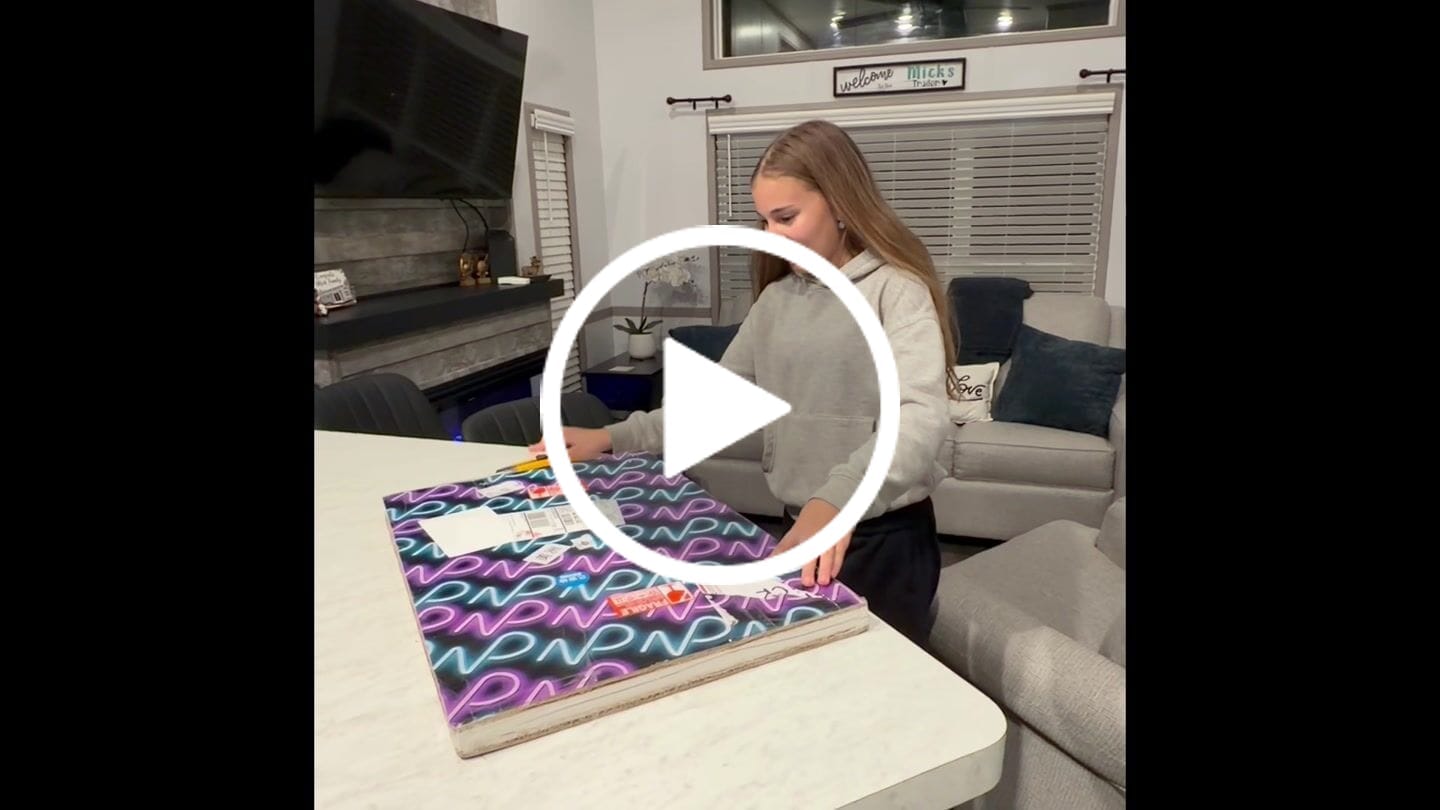 Customer video review of The Micks - Premium Neon Artwork