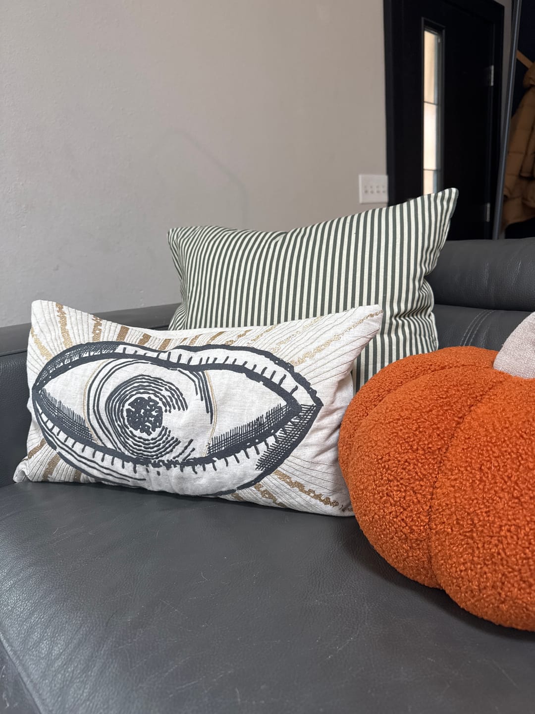 Customer photo review of Willow - 18" | 22" | 26" | 12x20"