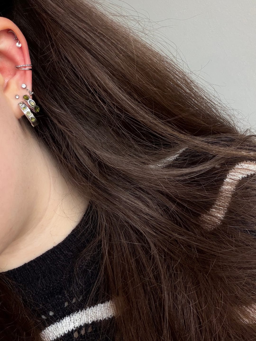 Customer photo review of Zellige Hoops Olive Silver