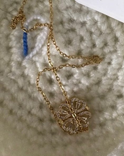 Customer photo review of Clover 4-Heart Necklace with Rose Gift Box Set for Her