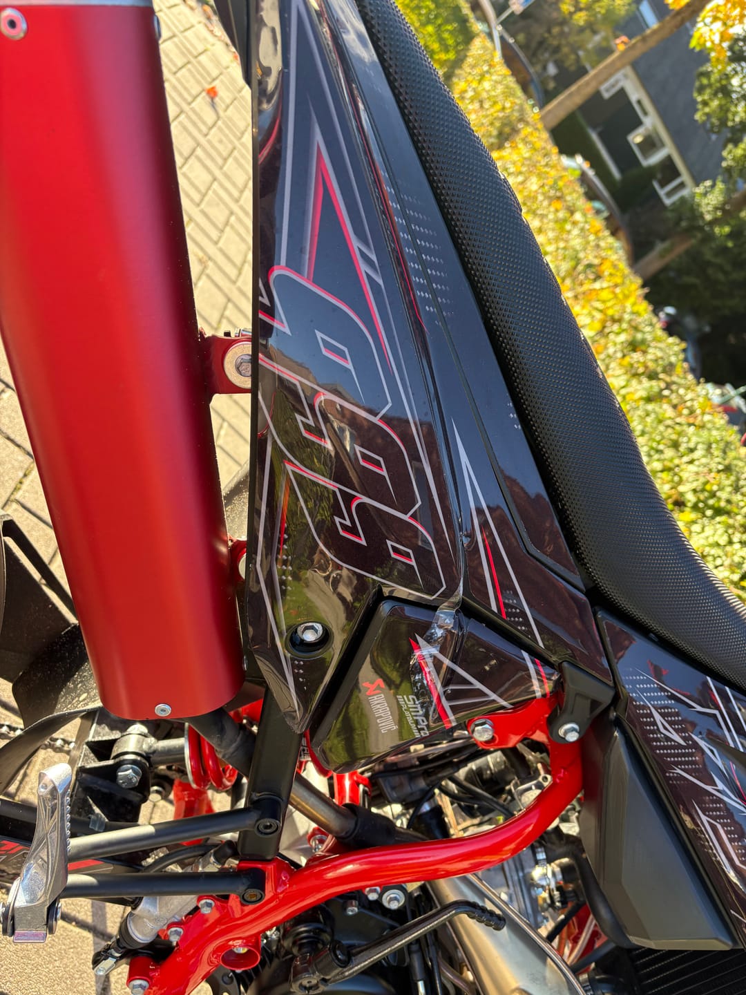 Customer photo review of Ultra Red Glitter Finish (Gloss)