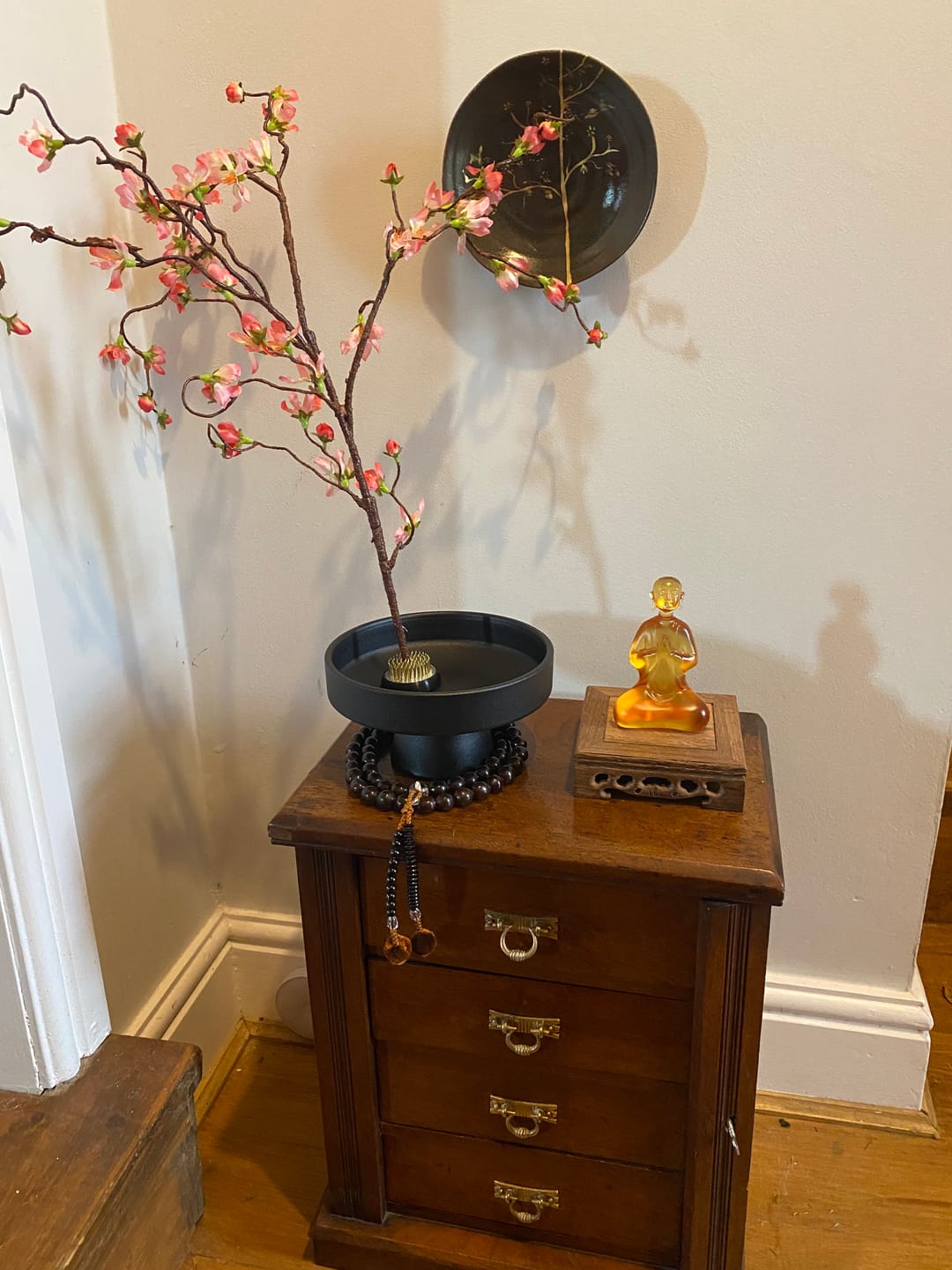Customer photo review of Ceramic Ikebana Flower Vase – Pitch Black