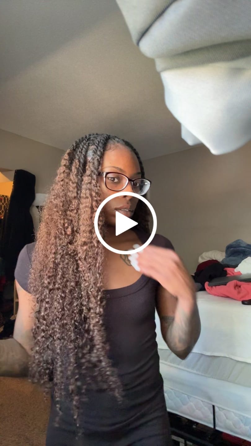Customer video review of #4 Medium Brown Water Curly Human Crochet Hair