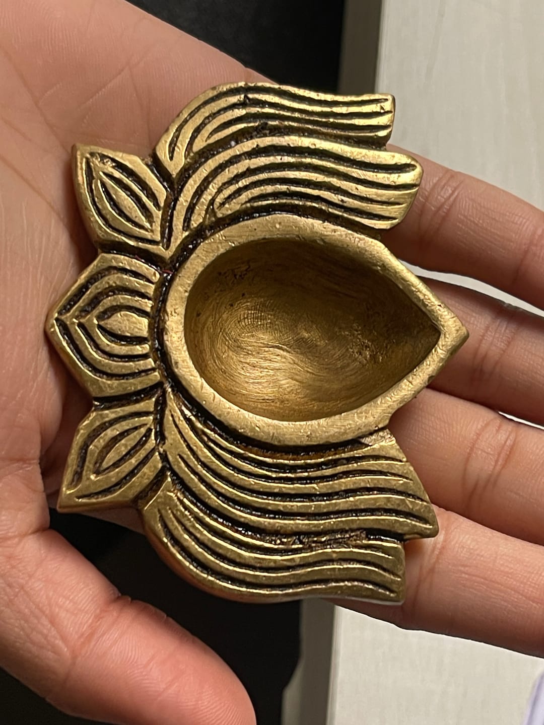 Customer photo review of Brass Lotus Diya – Vastu Pooja Lamp for Prosperity & Harmony | East-North-East Energy Activator | Big - 8 x 6 cm | 200 g