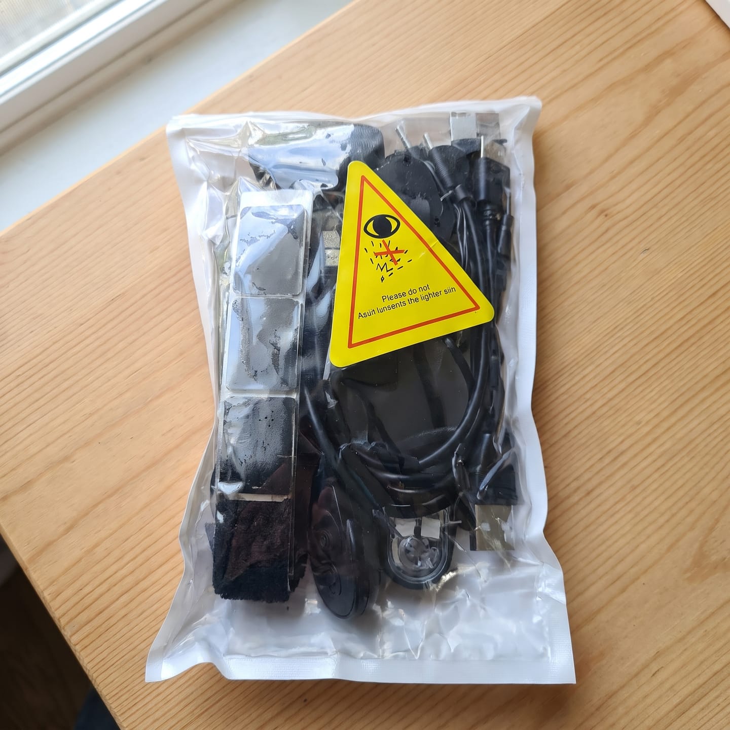 Customer photo review of Luces LED de Ambiente para Coche sin Cables