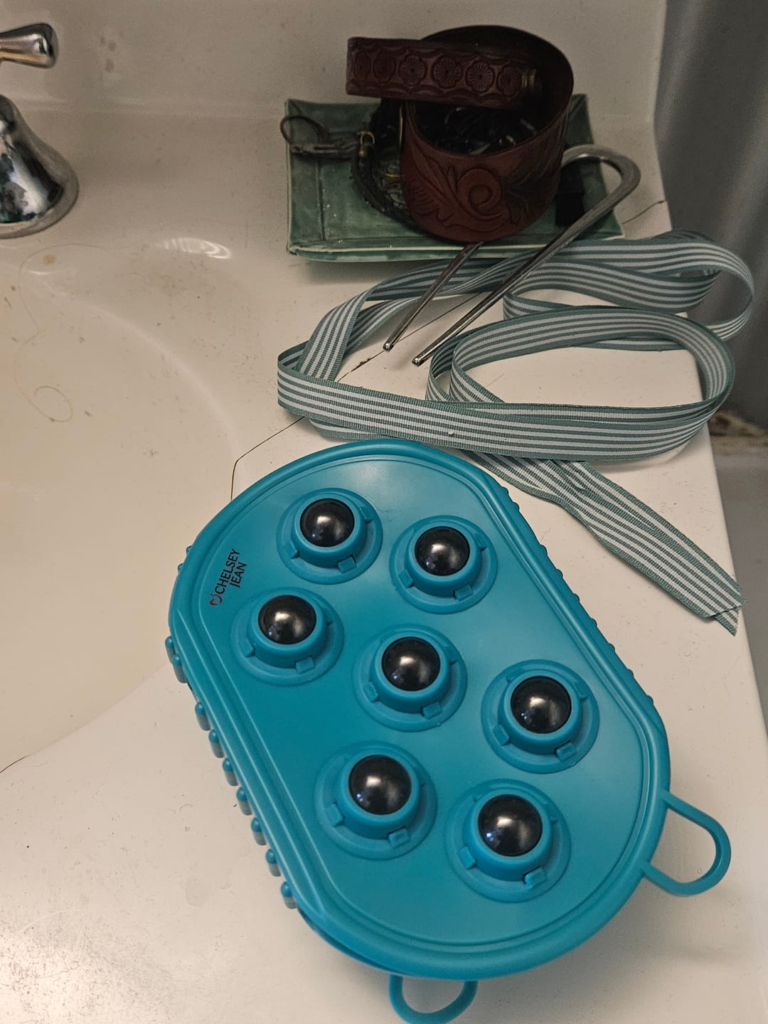 Customer photo review of Dual-Action Lymphatic Gloves