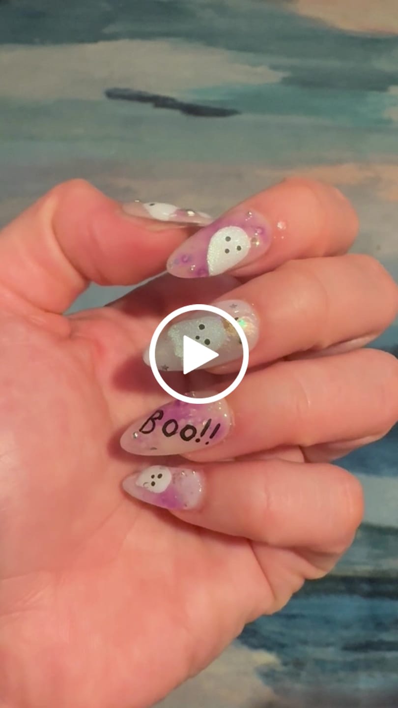 Customer video review of Hallow’s Eve