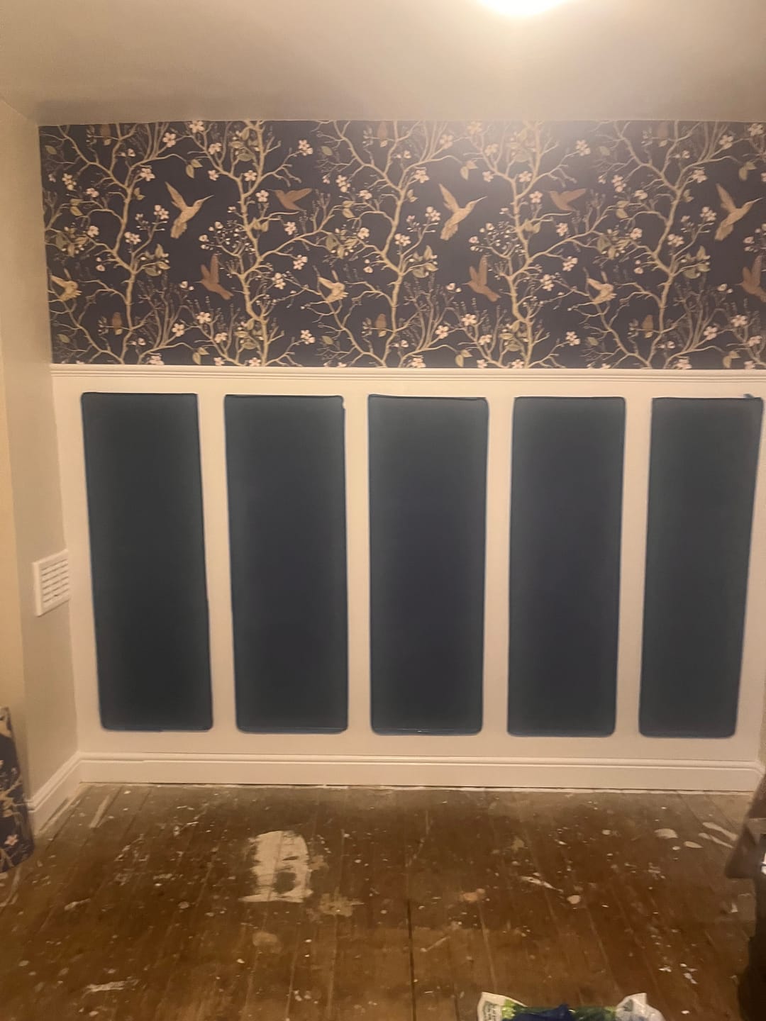Customer photo review of Derora - Chinoiserie Trees, Birds & Flowers Peel & Stick Wallpaper
