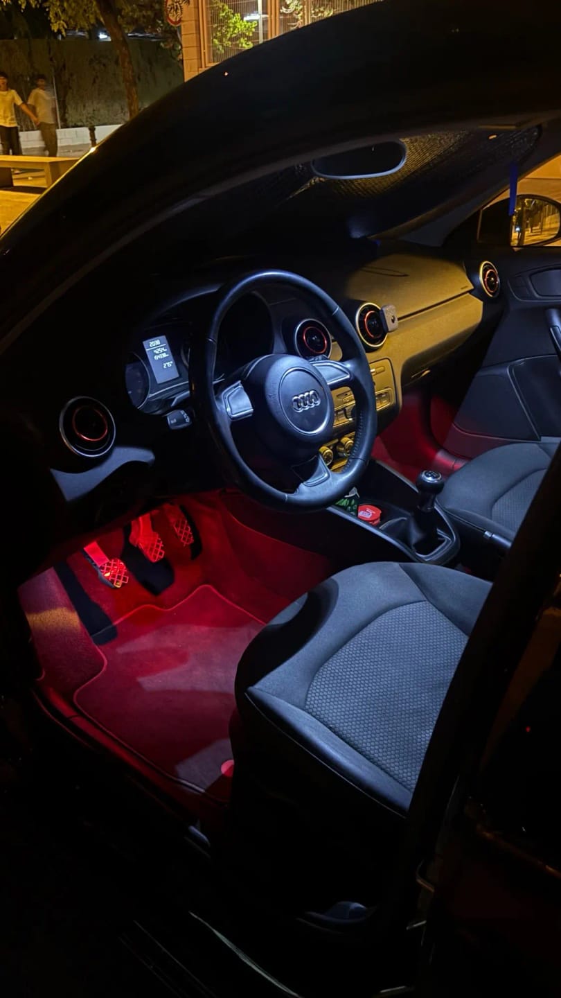 Customer photo review of Luces LED de Ambiente para Coche sin Cables