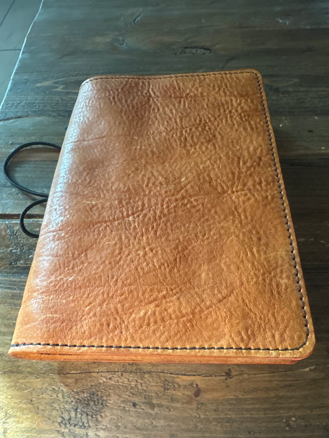Customer photo review of Apple Pig Leather"Naughty Fox" Traveler's Notebook