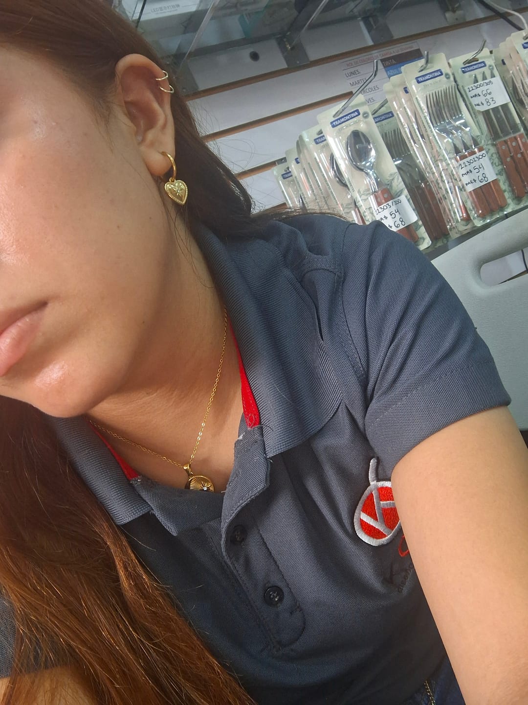 Customer photo review of Aretes Little Heart