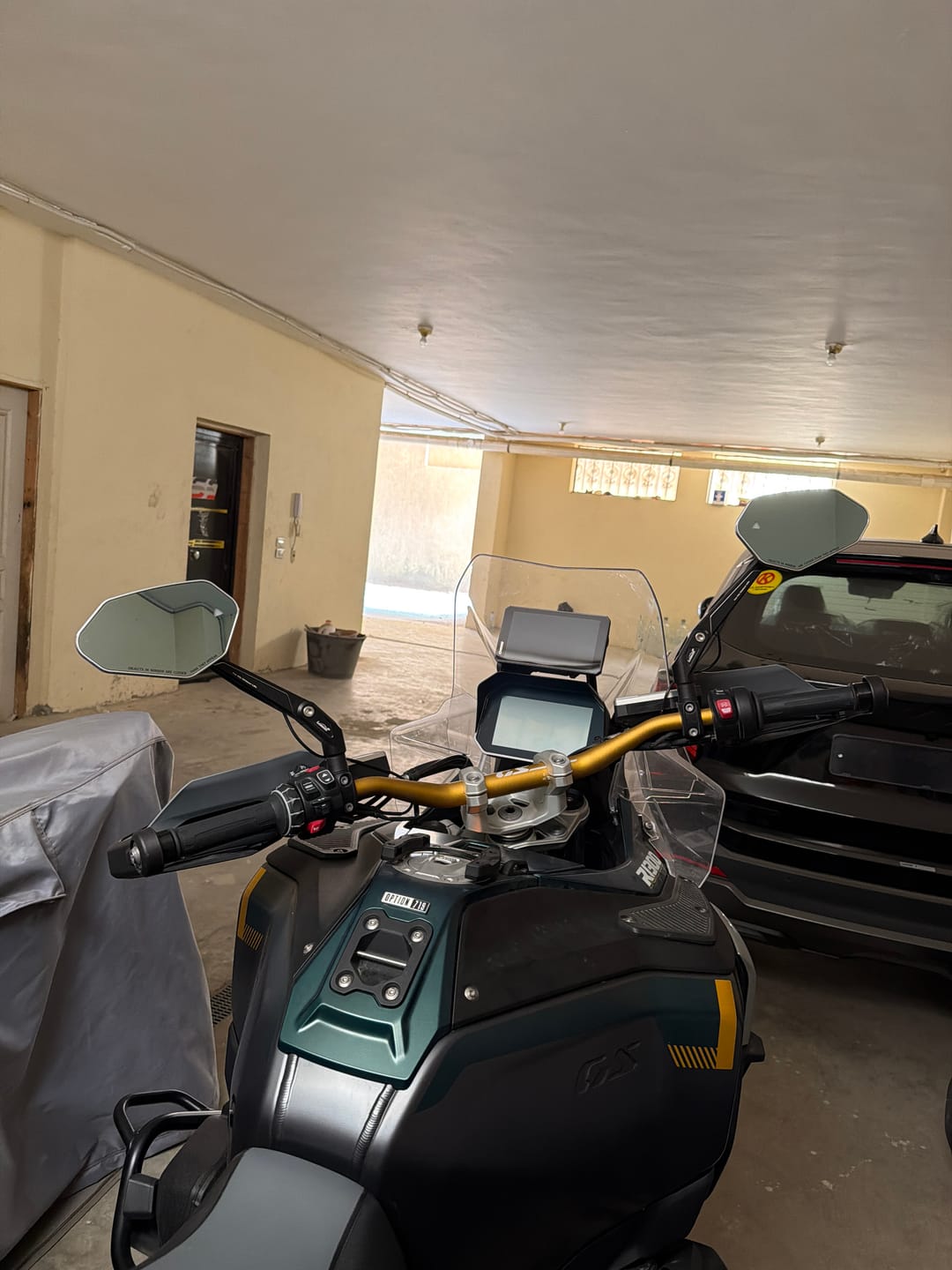 Customer photo review of LOBOO Foldable Motorcycle Rearview Mirrors for BMW R1300GS / R1300GS ADV | Anti-Glare