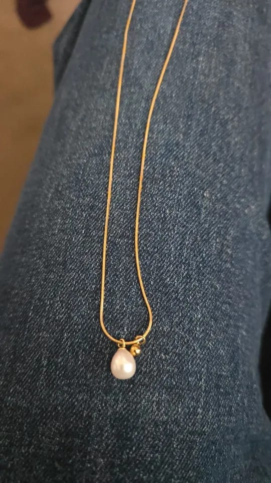 Customer photo review of Chic Loom Natural Pearl Necklace