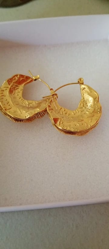 Customer photo review of Valentina's Hammered Hoops