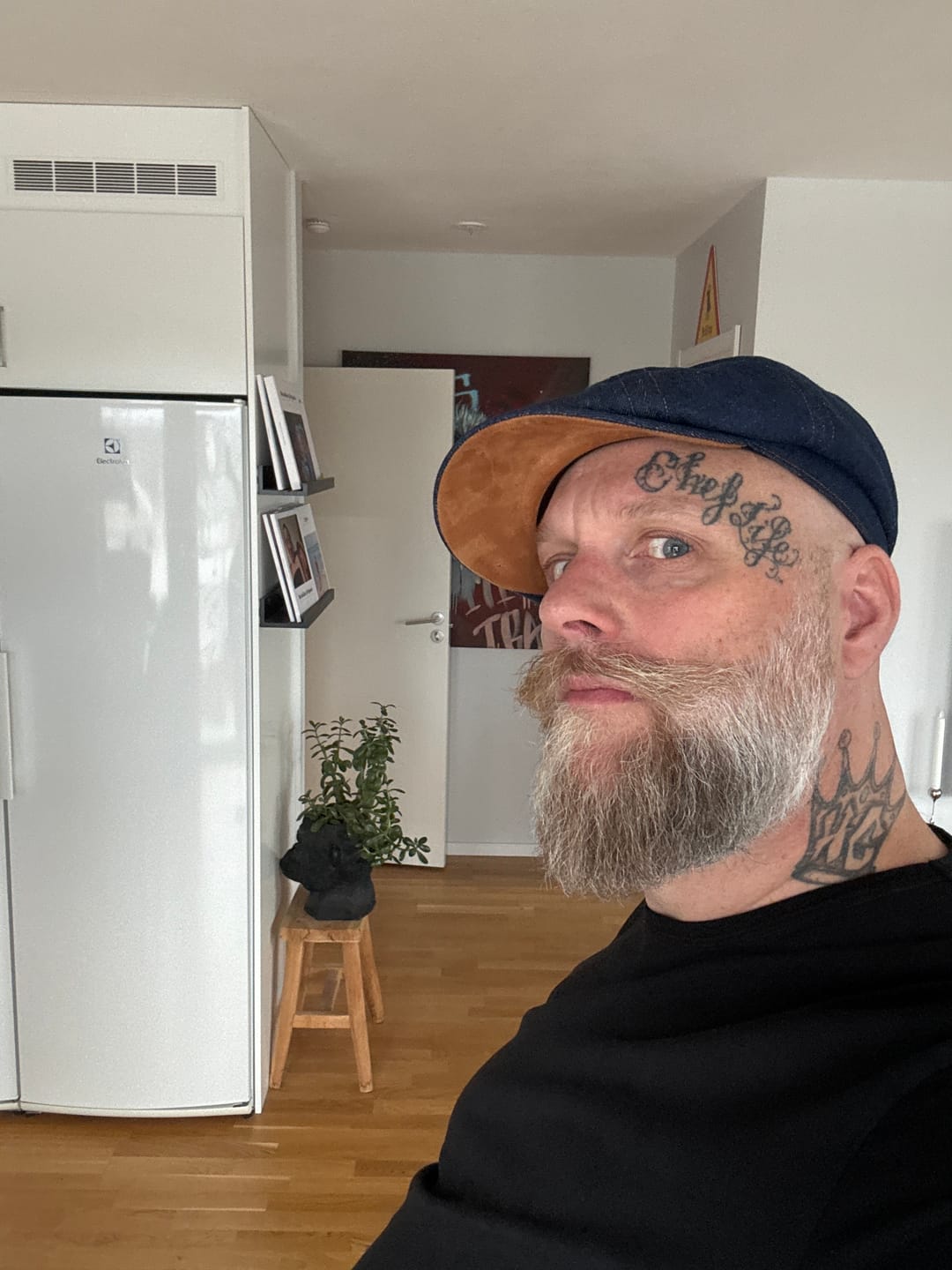 Customer photo review of Denim 'Brooklyn' Newsboy Cap