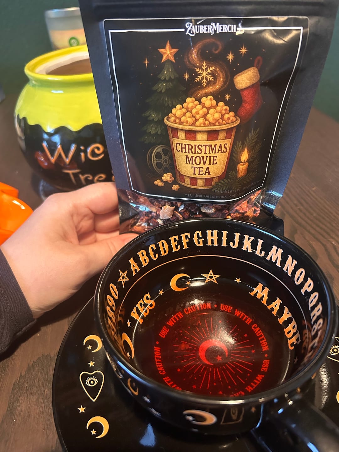 Customer photo review of Christmas Movie Tea – Früchtetee mit gebrannten Mandeln & Popcorn | Limitierter Winter Tee
