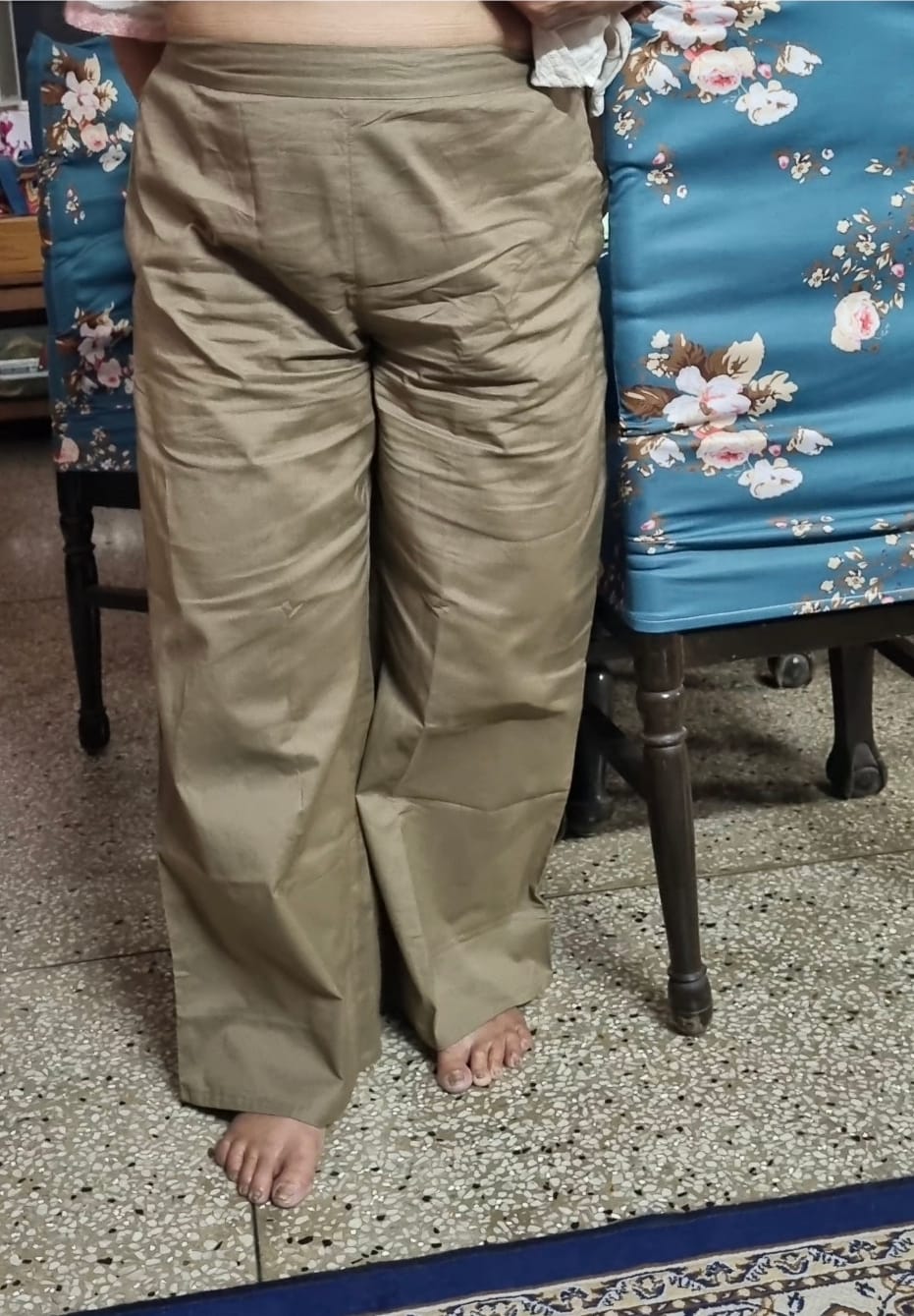 Customer photo review of Women Khakhi Airy Linen Wide Leg Pant