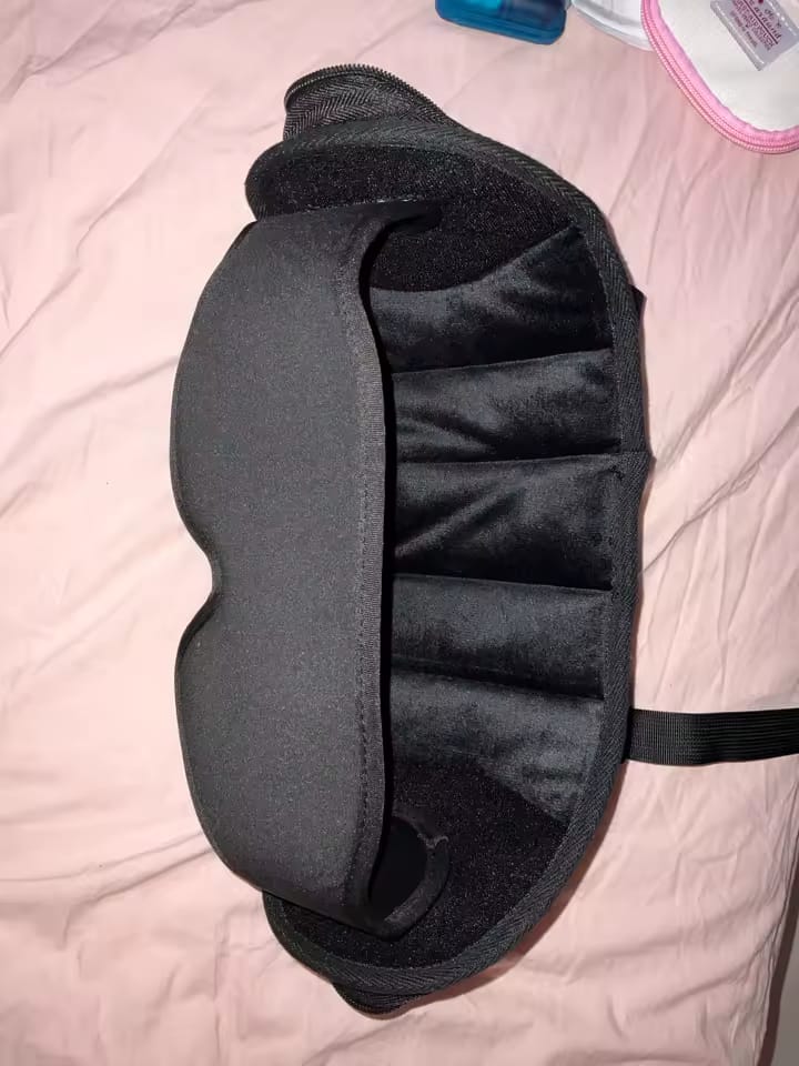 Customer photo review of Snoozle™ Deluxe 3-in-1 Reise-Schlaf-Set