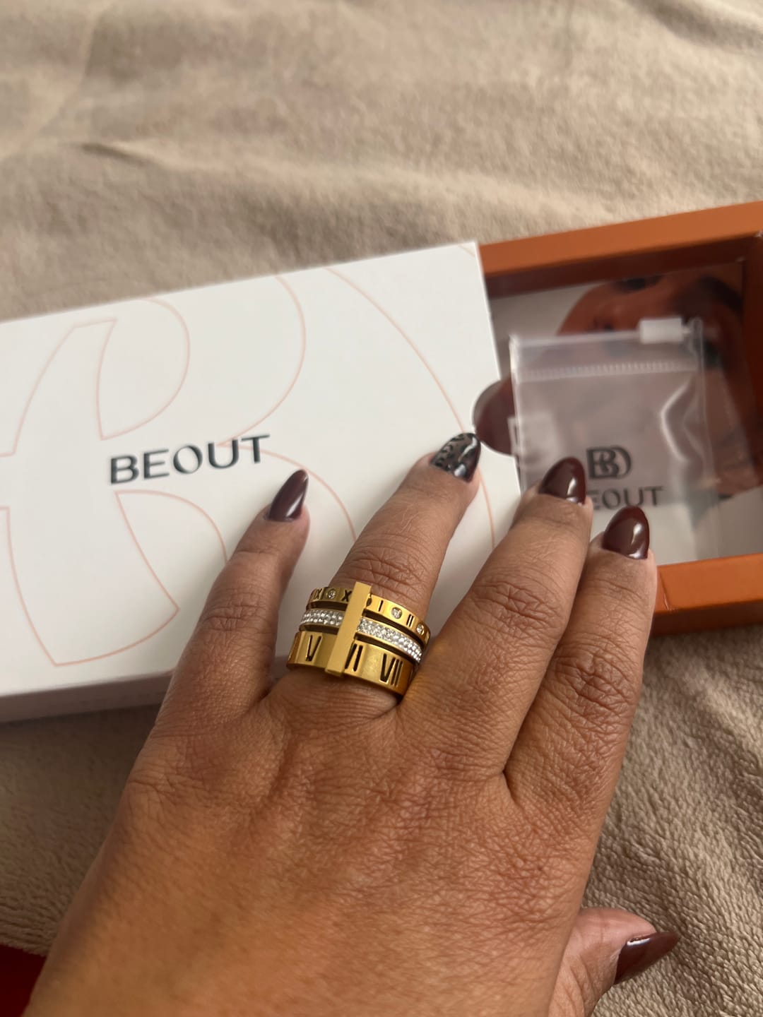 Customer photo review of Anel Triplo Beout Banhado em Ouro 18k