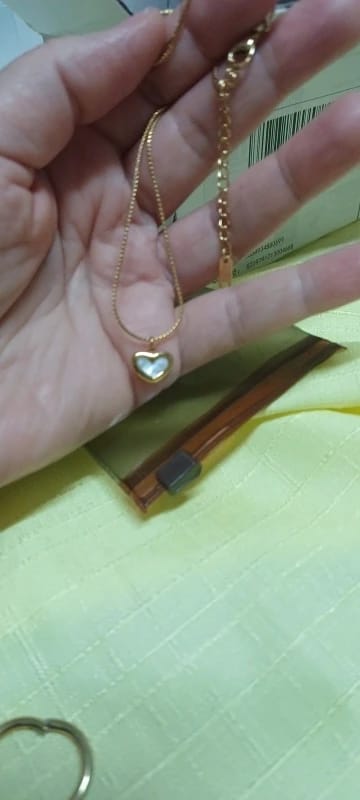 Customer photo review of Nautical Charm Shell Necklace