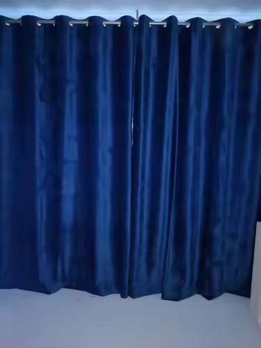 Customer photo review of Cortina Blackout de Veludo Azul Sob Medida - Étoile Royale