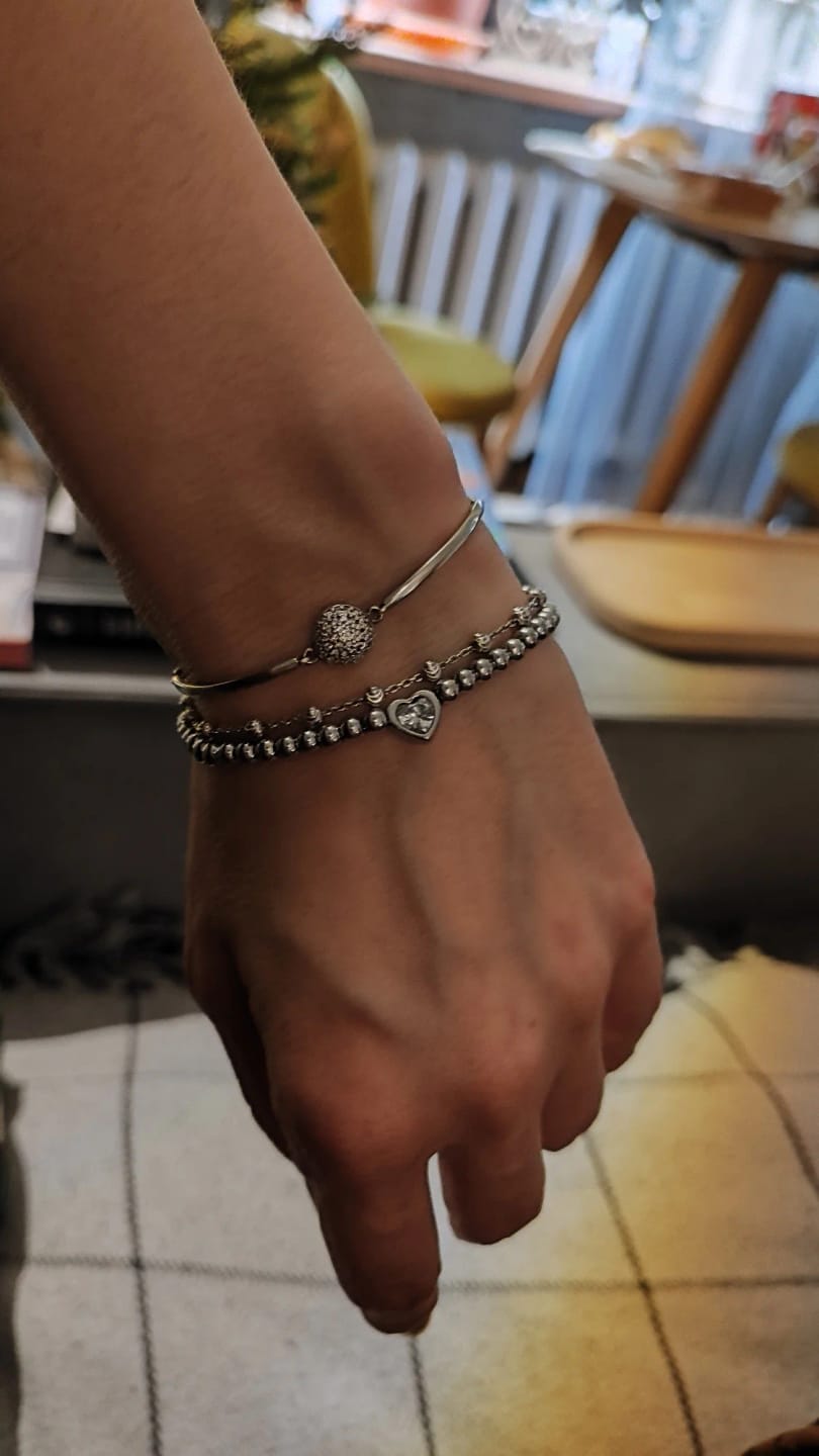 Customer photo review of Golden Touch Zircon Bracelet