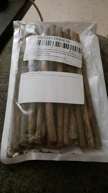 Customer photo review of Extra Long Silvervine Cat Chew Stick for Indoor Cats