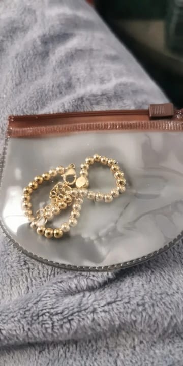 Customer photo review of Solitaire Bead Bracelet