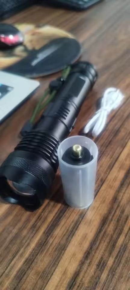 Customer photo review of Heavy-Duty Waterproof LED Flashlight - Telescopic Zoom Torch for Hiking