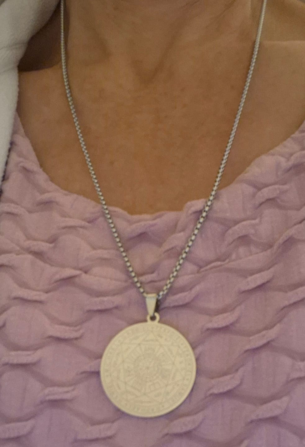 Customer photo review of Pendentif Sceau des 7 Archanges