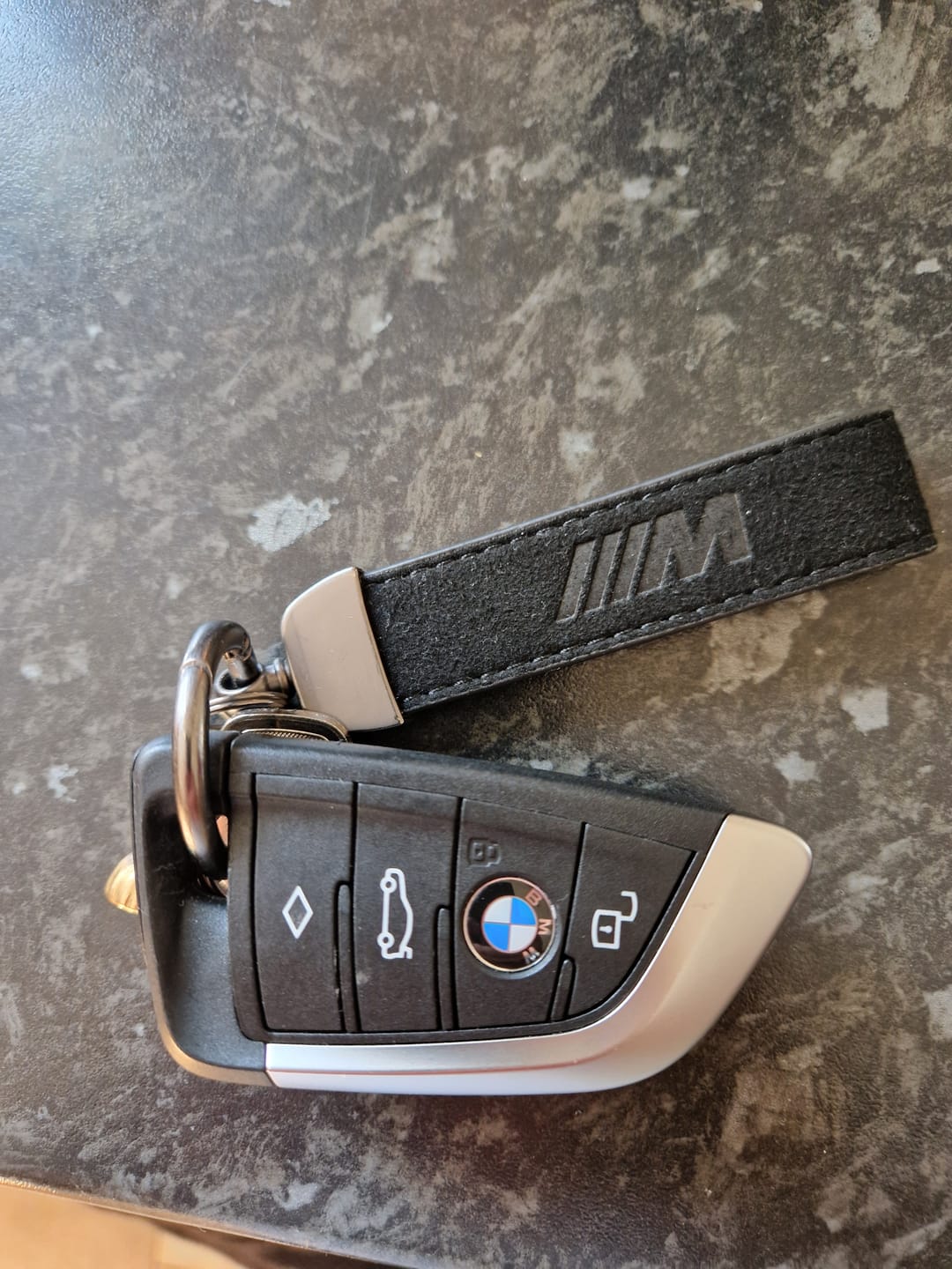 Customer photo review of BMW M KEYCHAIN