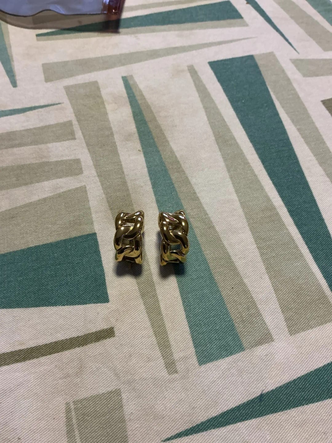 Customer photo review of Chunky Chain Hoops