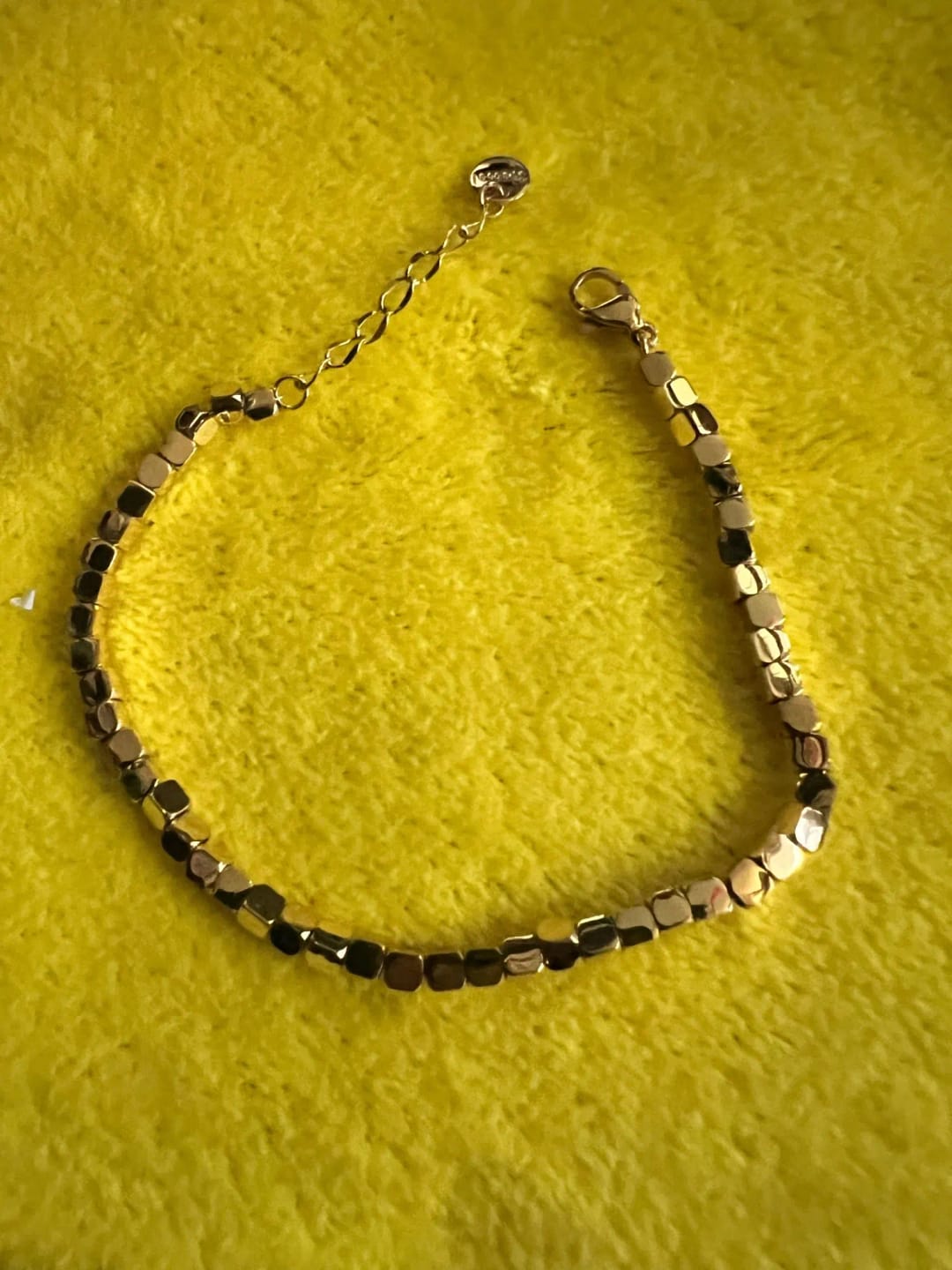 Customer photo review of Urban Square Gold Bracelet