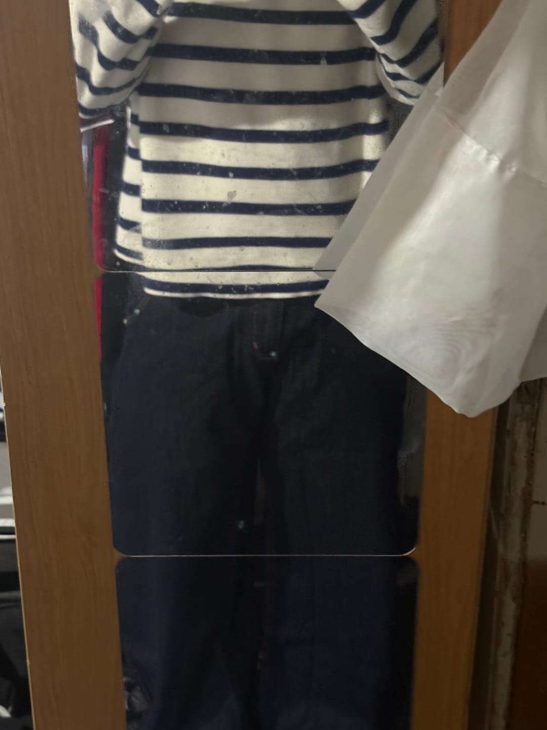 Customer photo review of Aelfric Eden Baggy Barrel Rivet Raw Jeans