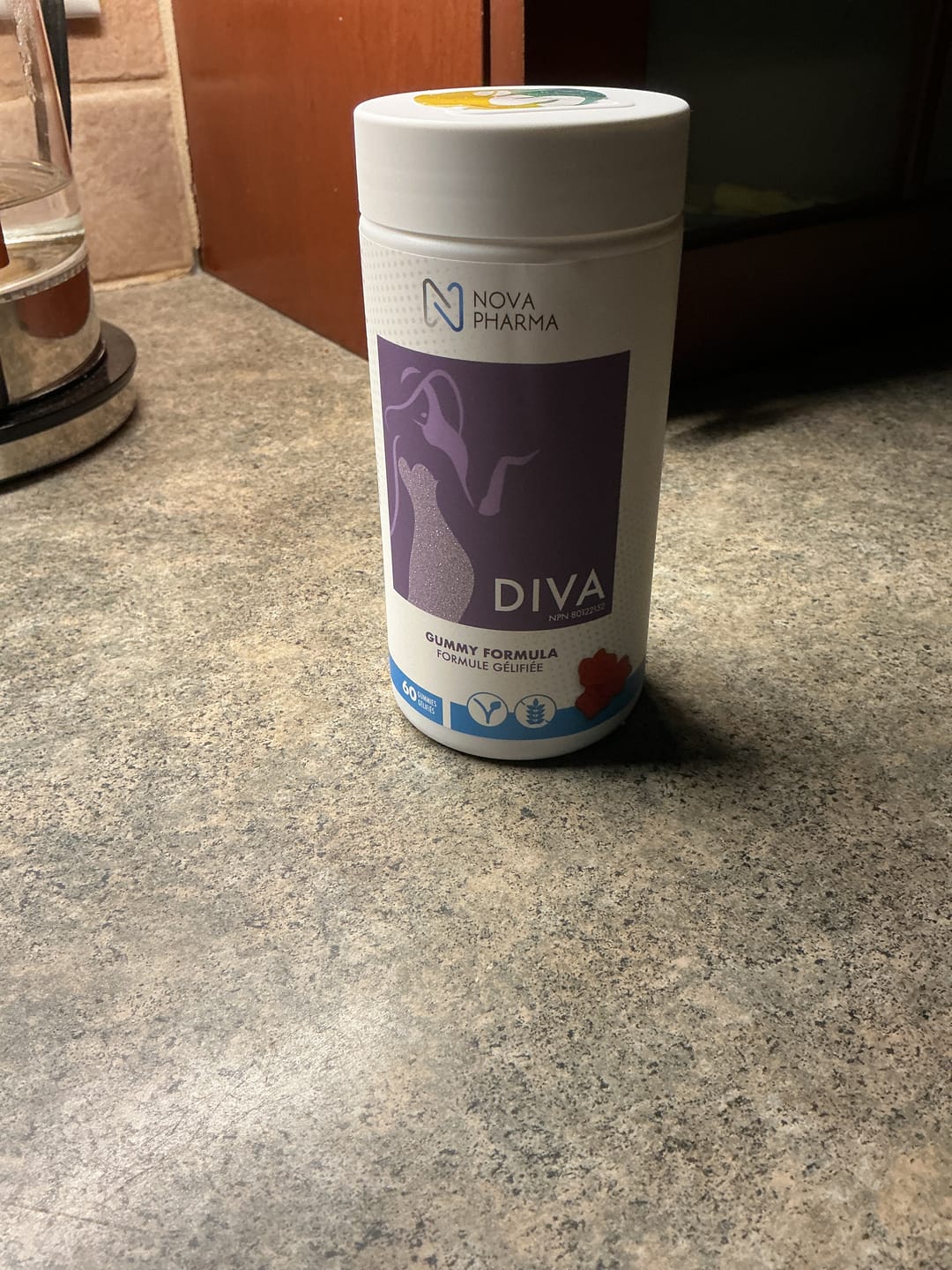 Customer photo review of Nova Pharma - Diva Jujubes à la biotine - 60 Jujubes