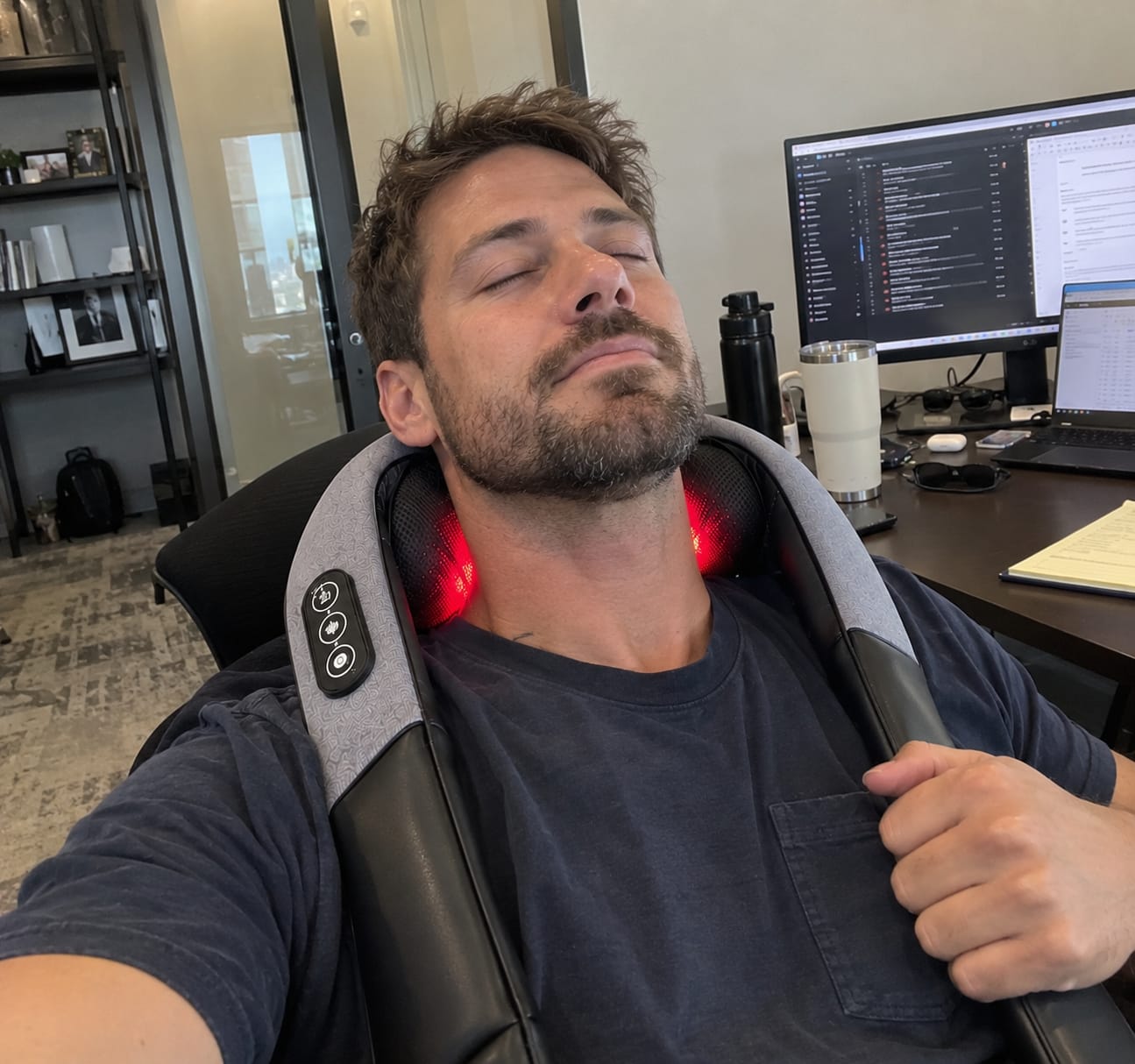 Customer photo review of The Shiatsu Neck + Shoulder Massager - Your Favorite Deep Muscle Massage waiting for you at Home