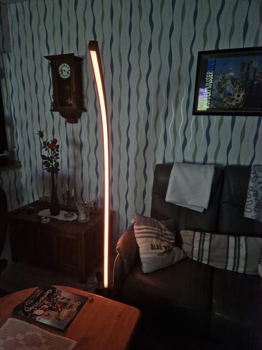 Customer photo review of Designer Stehlampe aus Massivholz, LED-Leuchte doppelt geschwungen - Fulgor