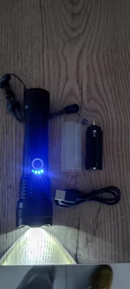 Customer photo review of Heavy-Duty Waterproof LED Flashlight - Telescopic Zoom Torch for Hiking