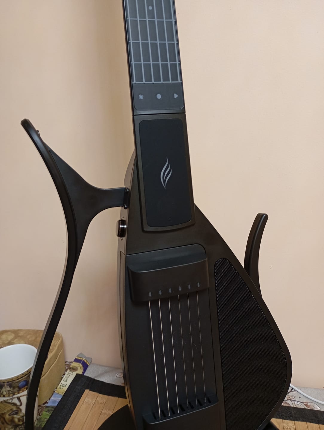 Customer photo review of Cyber-G Guitar String Model