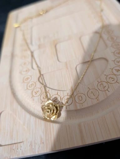 Customer photo review of Floral Radiance Necklace