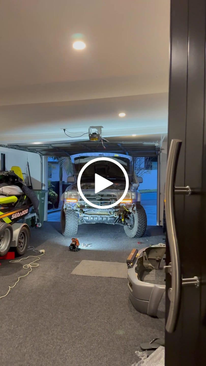 Customer video review of Headlight Filler Indicator & DRL Trim Panel Set for Toyota Hilux Surf / 4Runner KZN185 / RZN185 / VZN185 | 3rd Gen 96-02